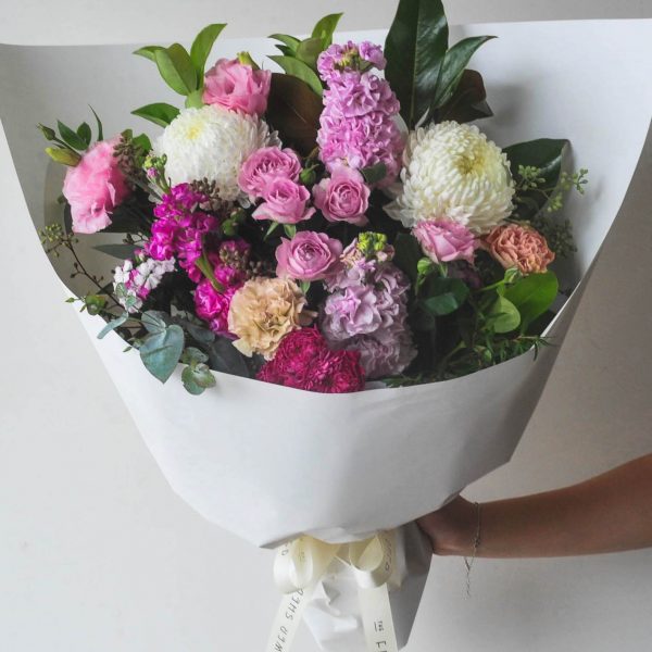 CLASSIC BLOOMS